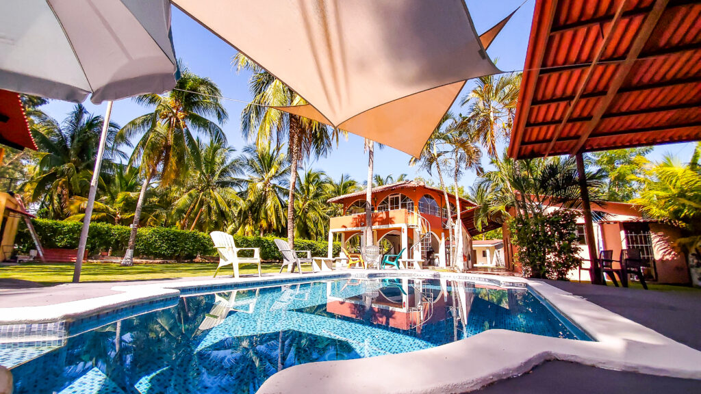 rancho-dos-suenos-costa-del-sol-playa-arena-el-salvador-surfcity-verano-casa-airbnb-palmeras-web- (2)