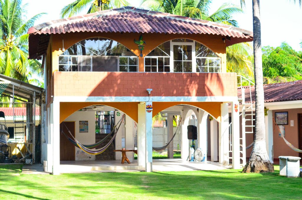 rancho-dos-suenos-costa-del-sol-playa-arena-el-salvador-surfcity-verano-casa-airbnb-palmeras-web- (30)