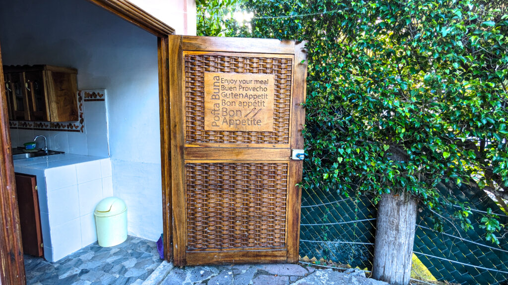 rancho-dos-suenos-costa-del-sol-playa-arena-el-salvador-surfcity-verano-casa-airbnb-palmeras-web- (6)